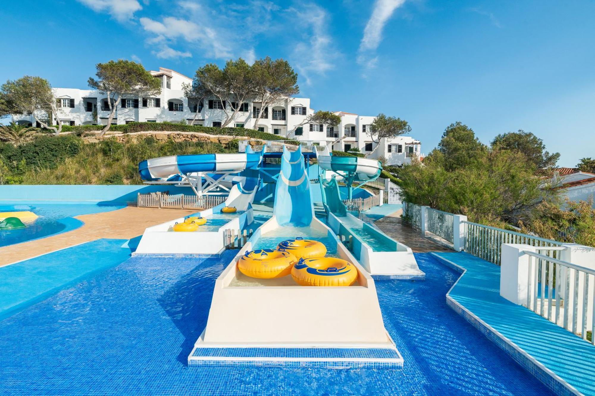 Aparthotel Fergus Club Carema Splash 4*