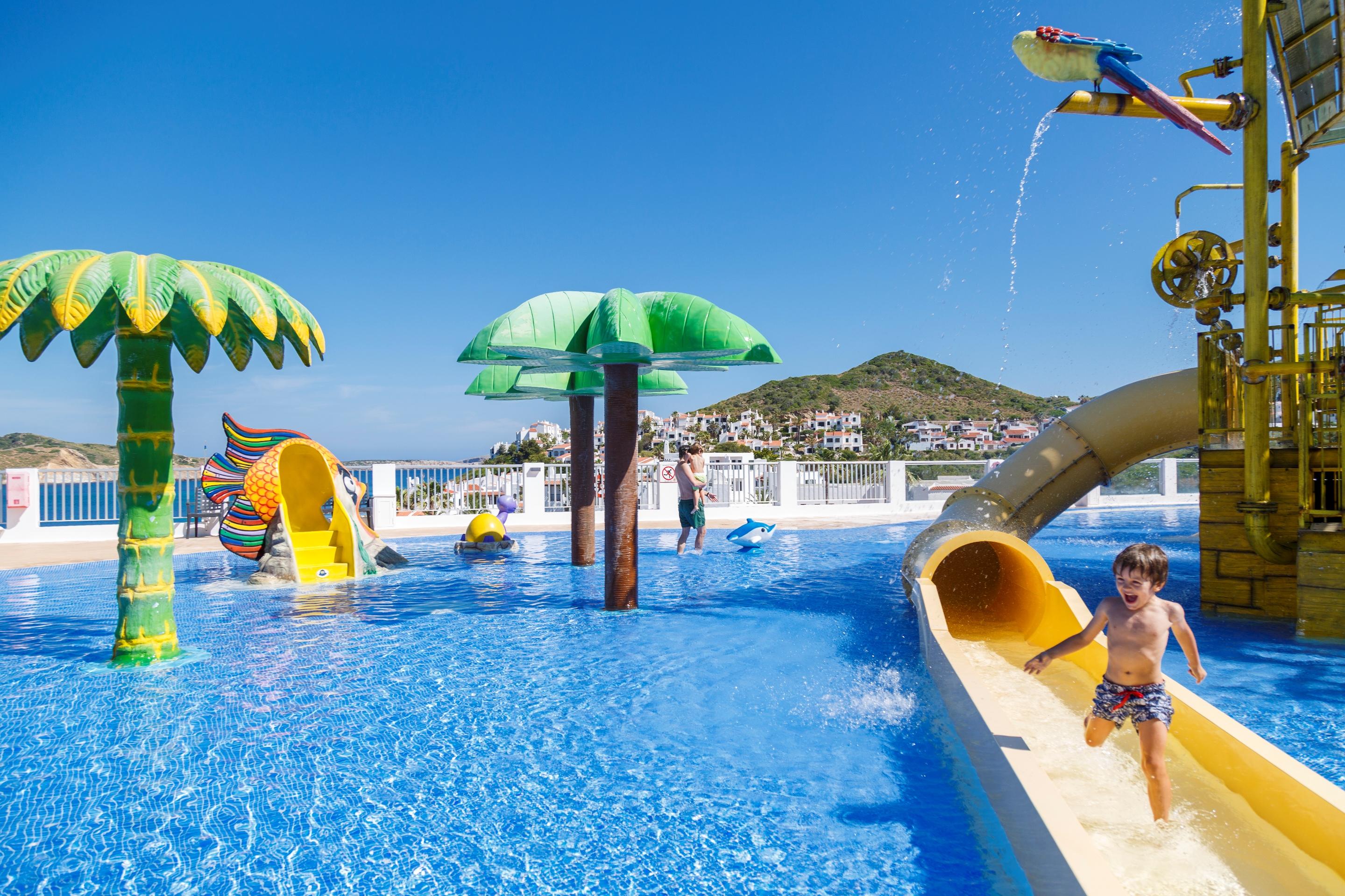 Fergus Club Carema Splash Appart hôtel 4*