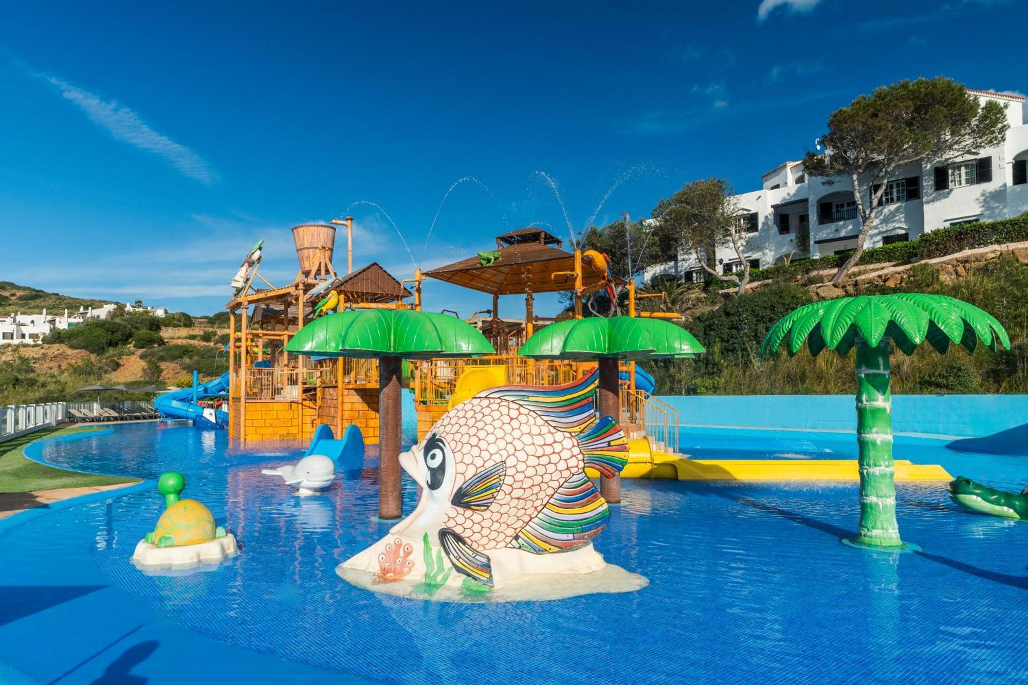 Fergus Club Carema Splash Appart hôtel 4*